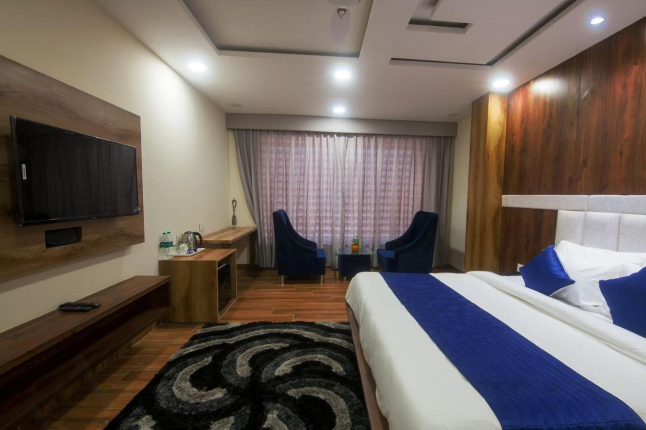 Shivaay Morex- A Vegetarian Hotel Dharamshala Bagian luar foto