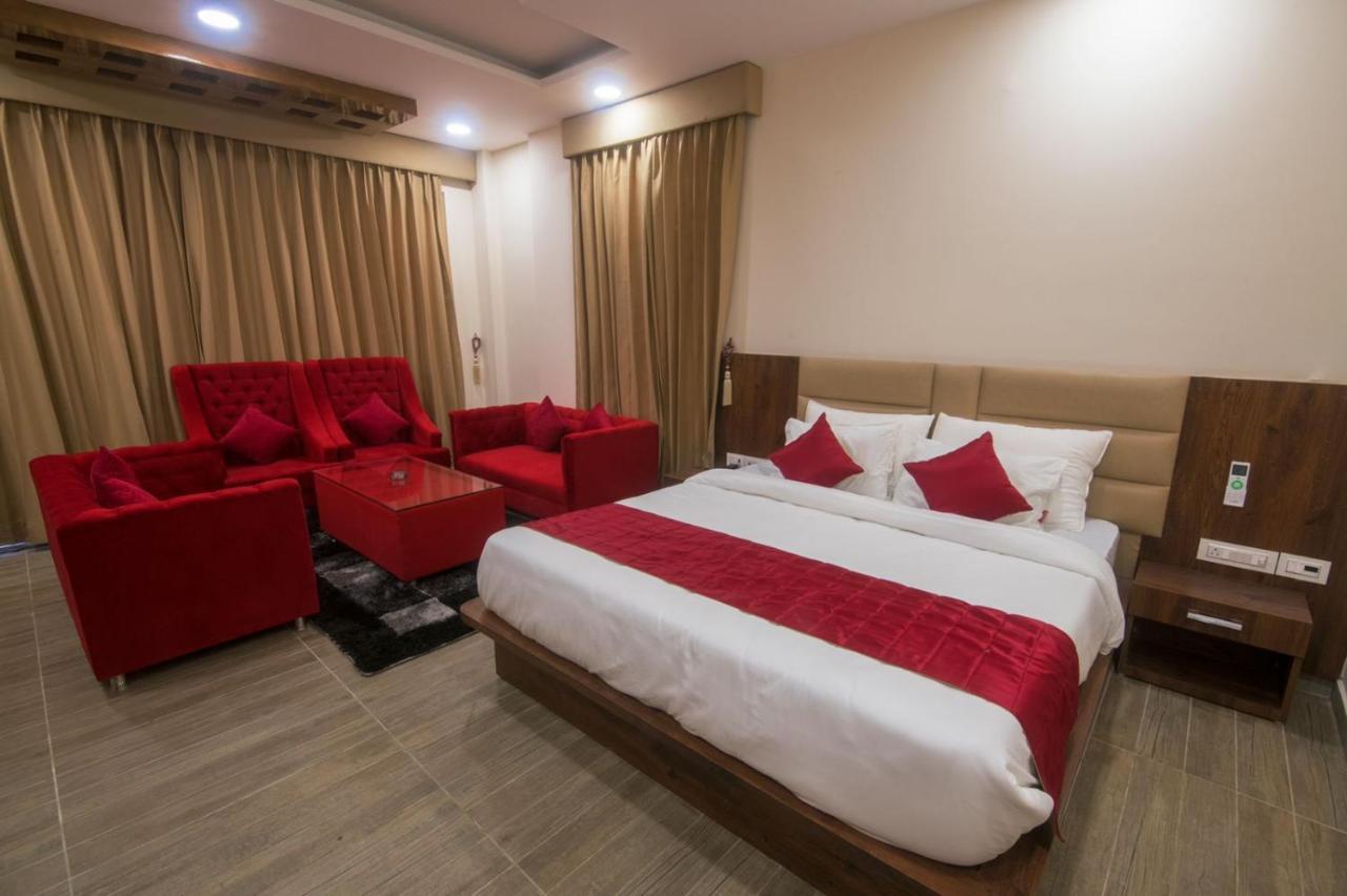 Shivaay Morex- A Vegetarian Hotel Dharamshala Bagian luar foto